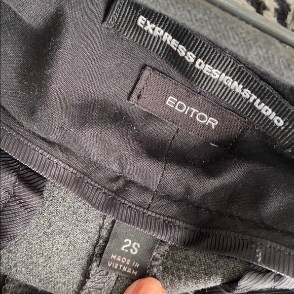 Express pants - Picture 2 of 4